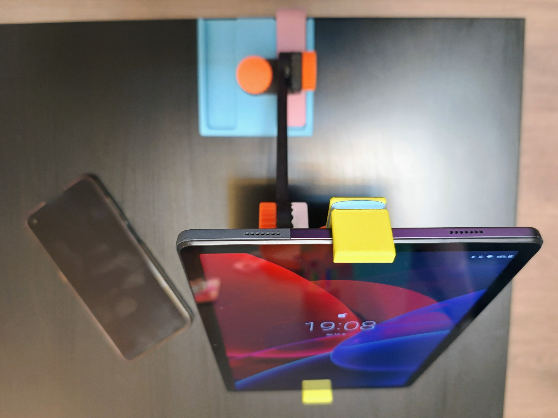 Multifunctional Arm (Phone/Tablet holder)