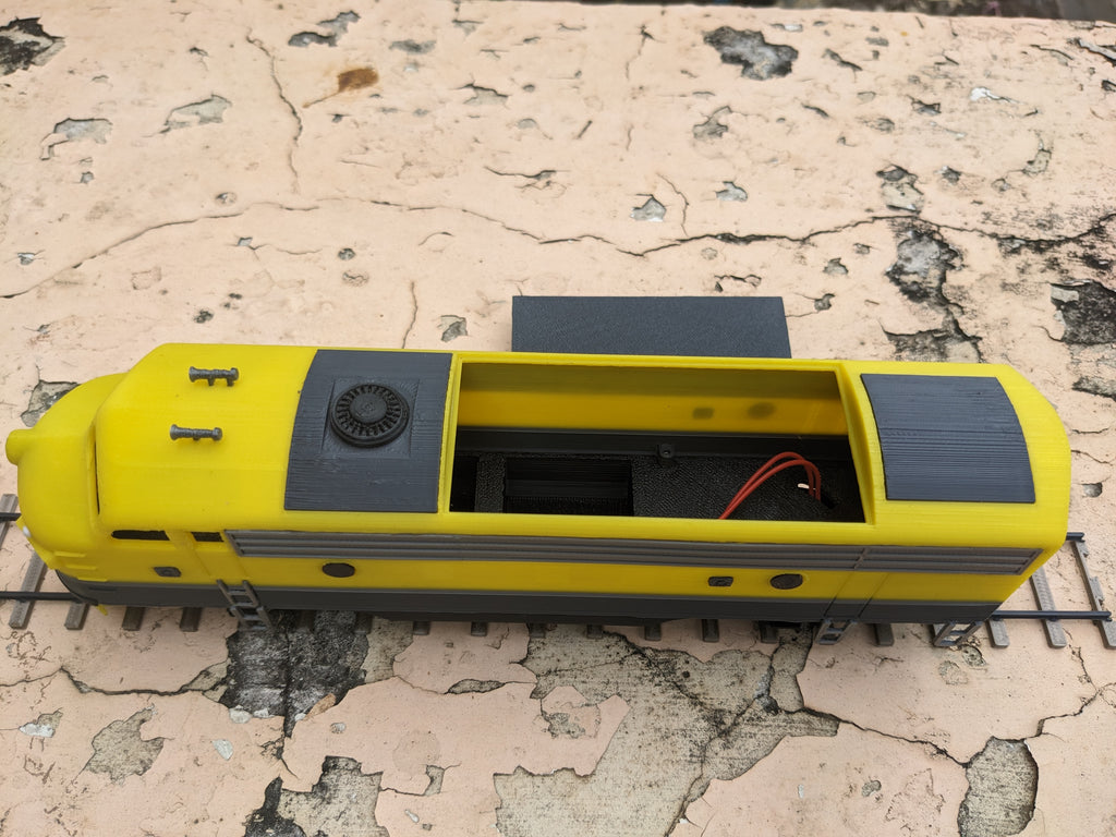 F7 Locomotive - Dragon Railway