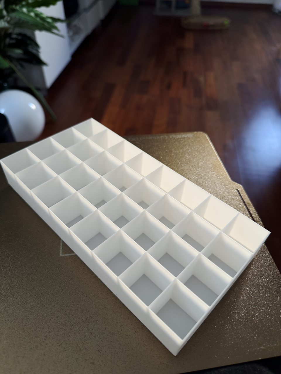 Semilac Nail Polish Box - Max Capacity (32 pcs)