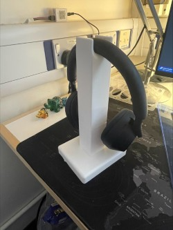 Headphone stand