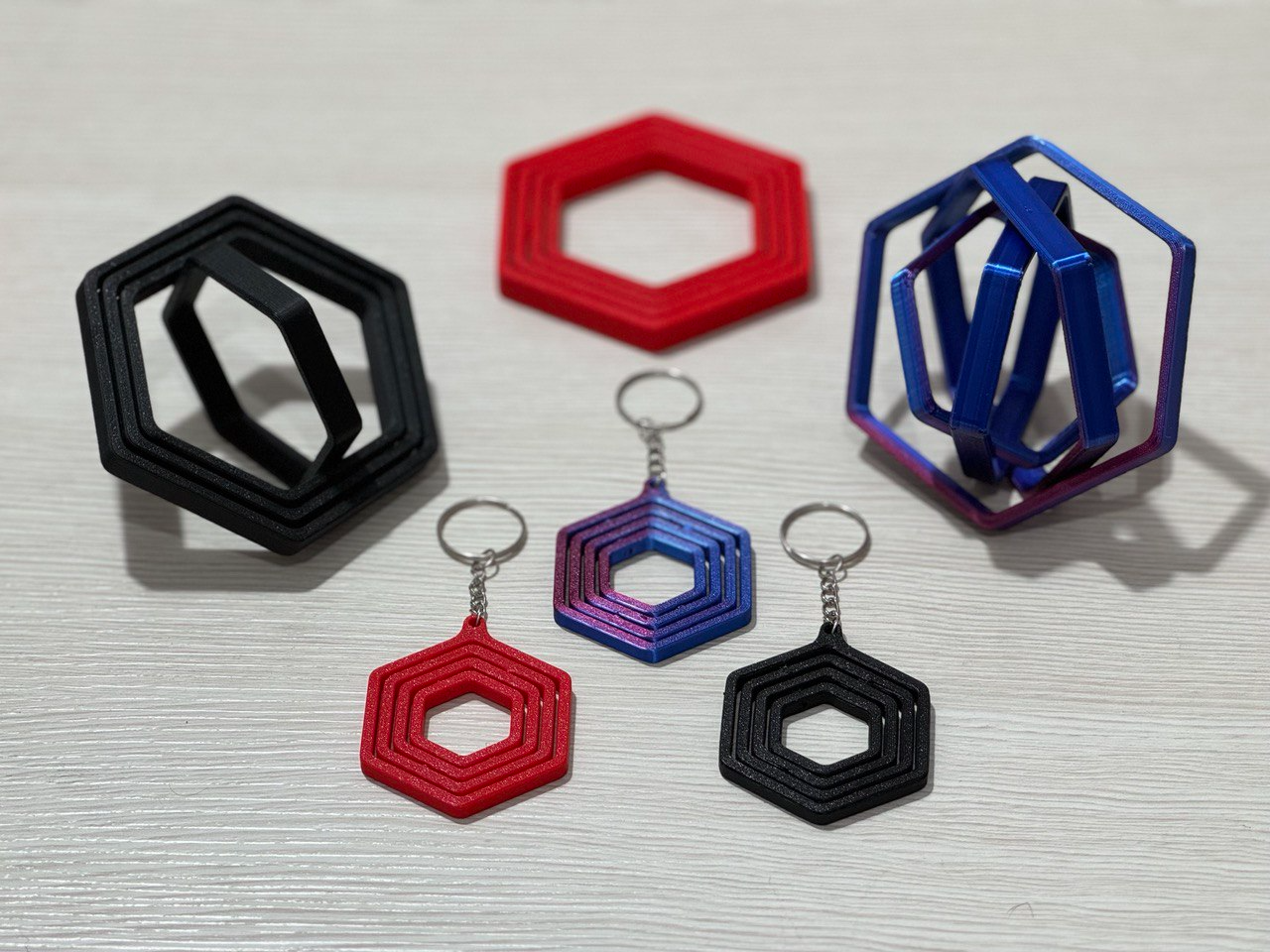 Mini hexagon toys (print in place)