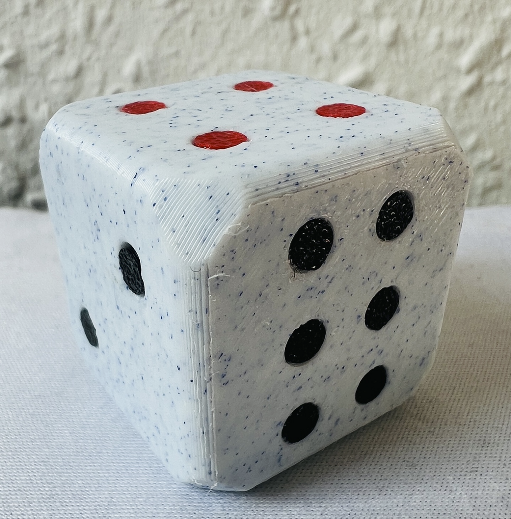 Big dice with custom stand