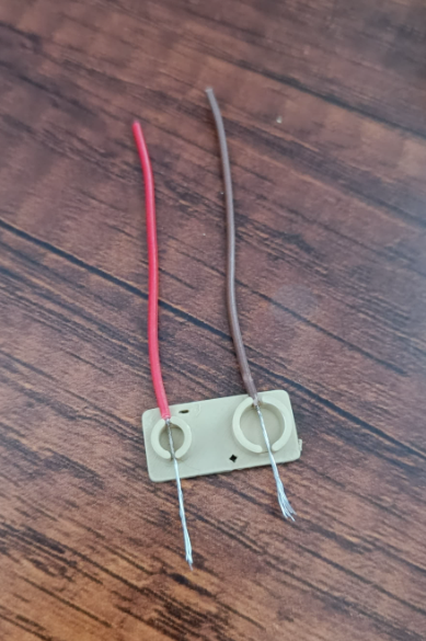 Coperchio Batteria 9V con Passacavi