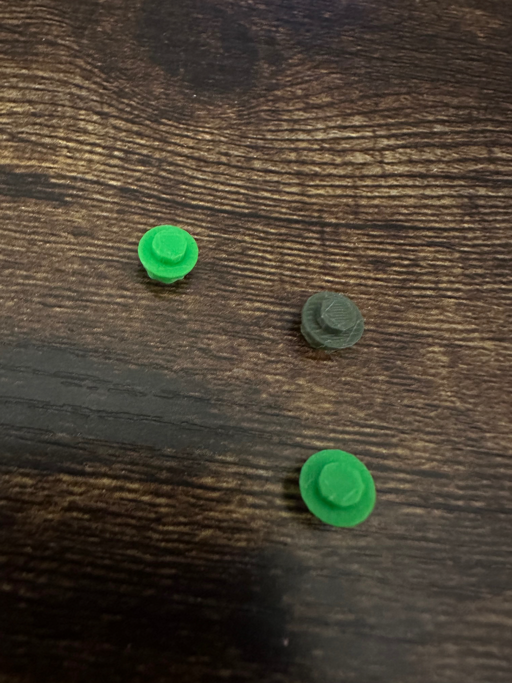 Brick 1x1 round plate - parts 4073 and 85861