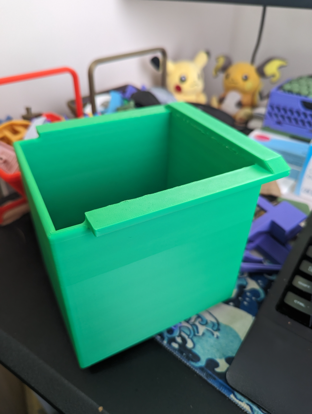 Simple Desk side bin