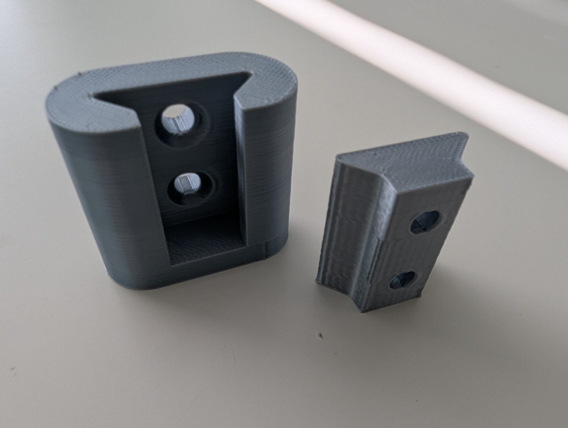 Heavy-duty universal mount