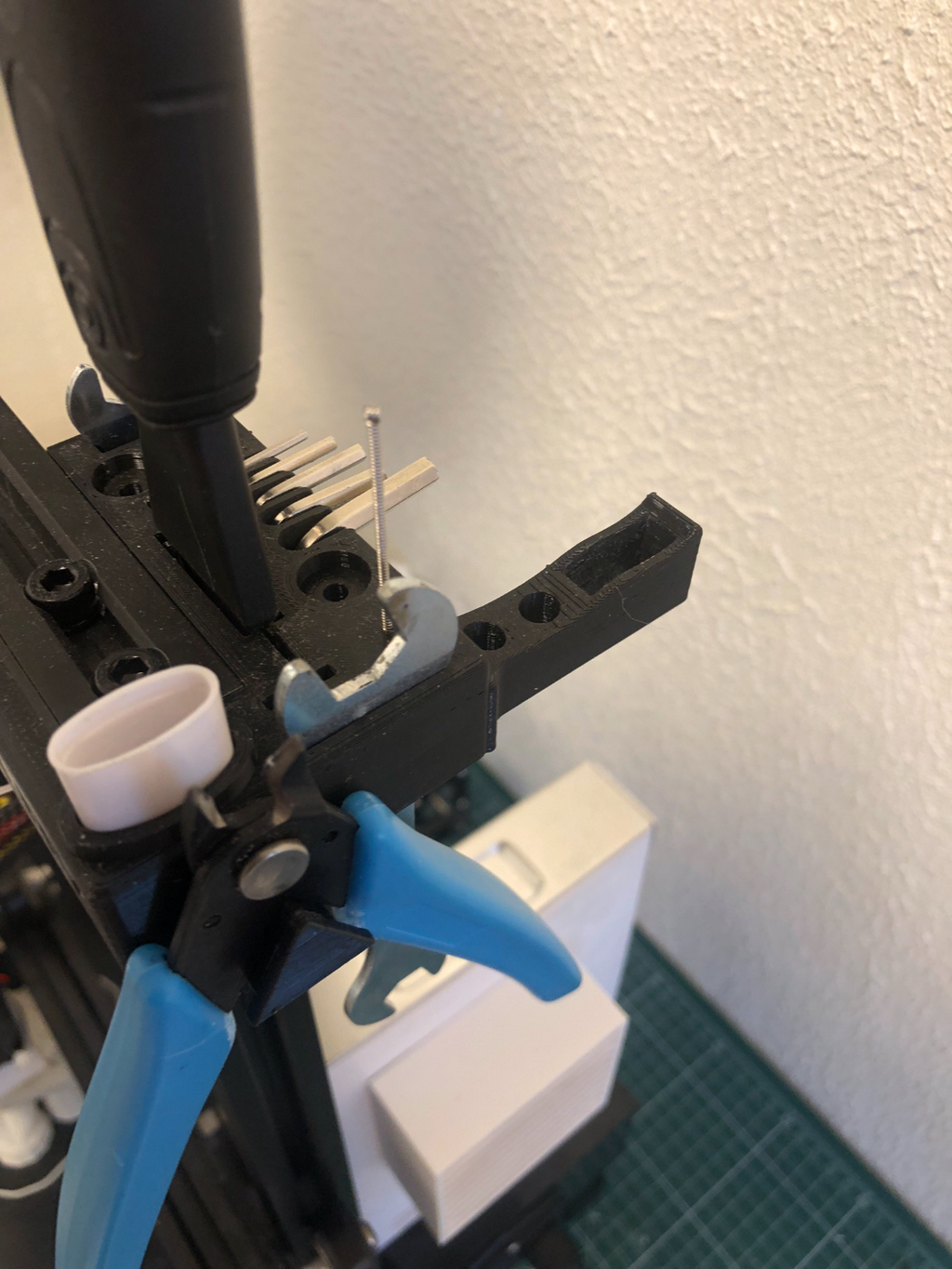Ender 3 Tool Holder with a caliper holder