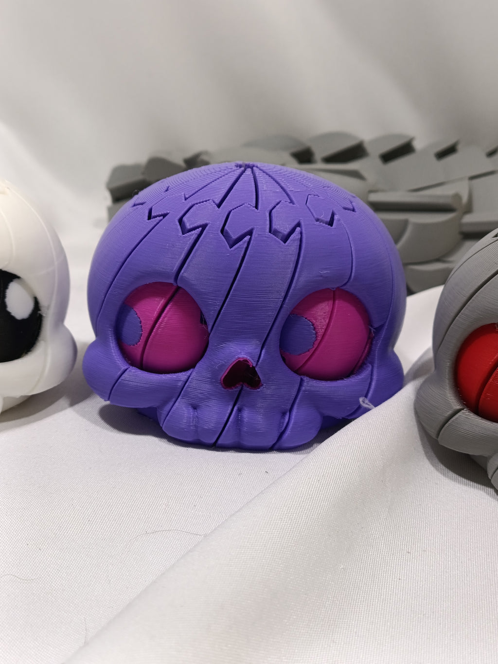 FREE TO SELL: chibi twisty skull