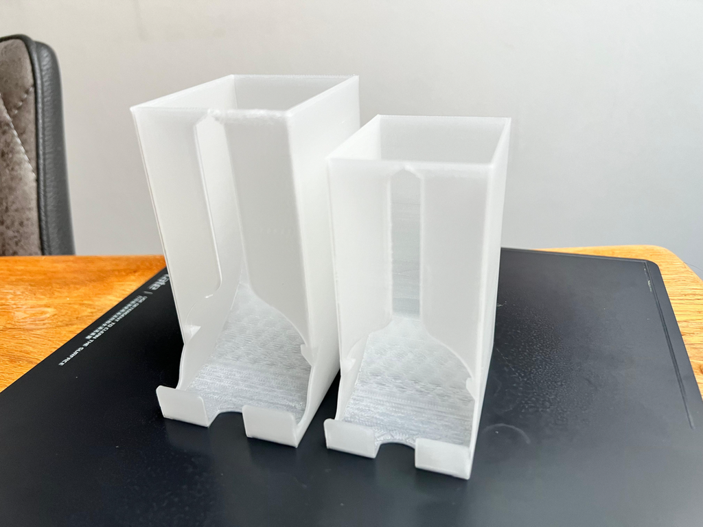AA battery and AAA battery dispenser