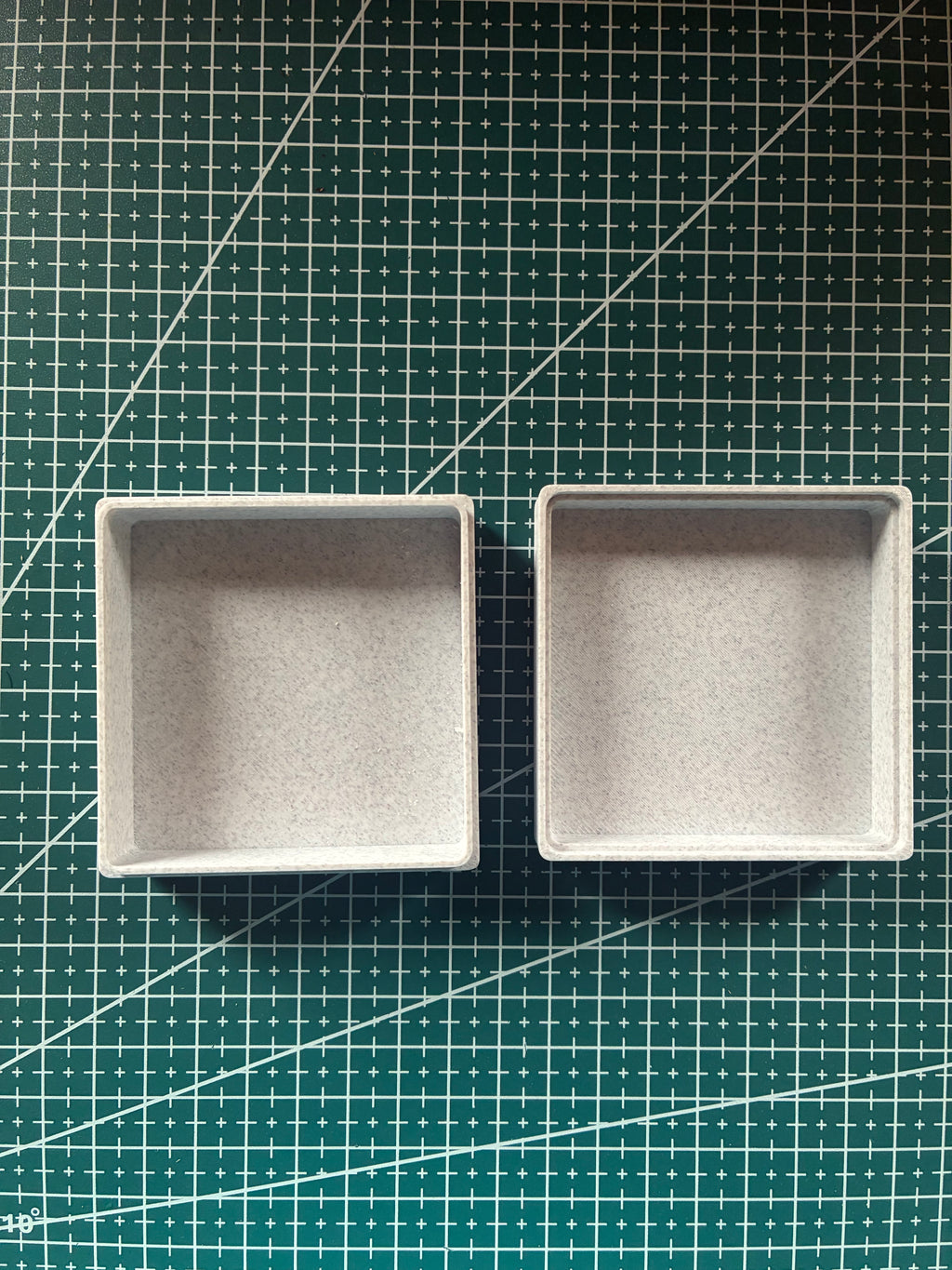 Simple Storage Box with Lid (No Hinge)