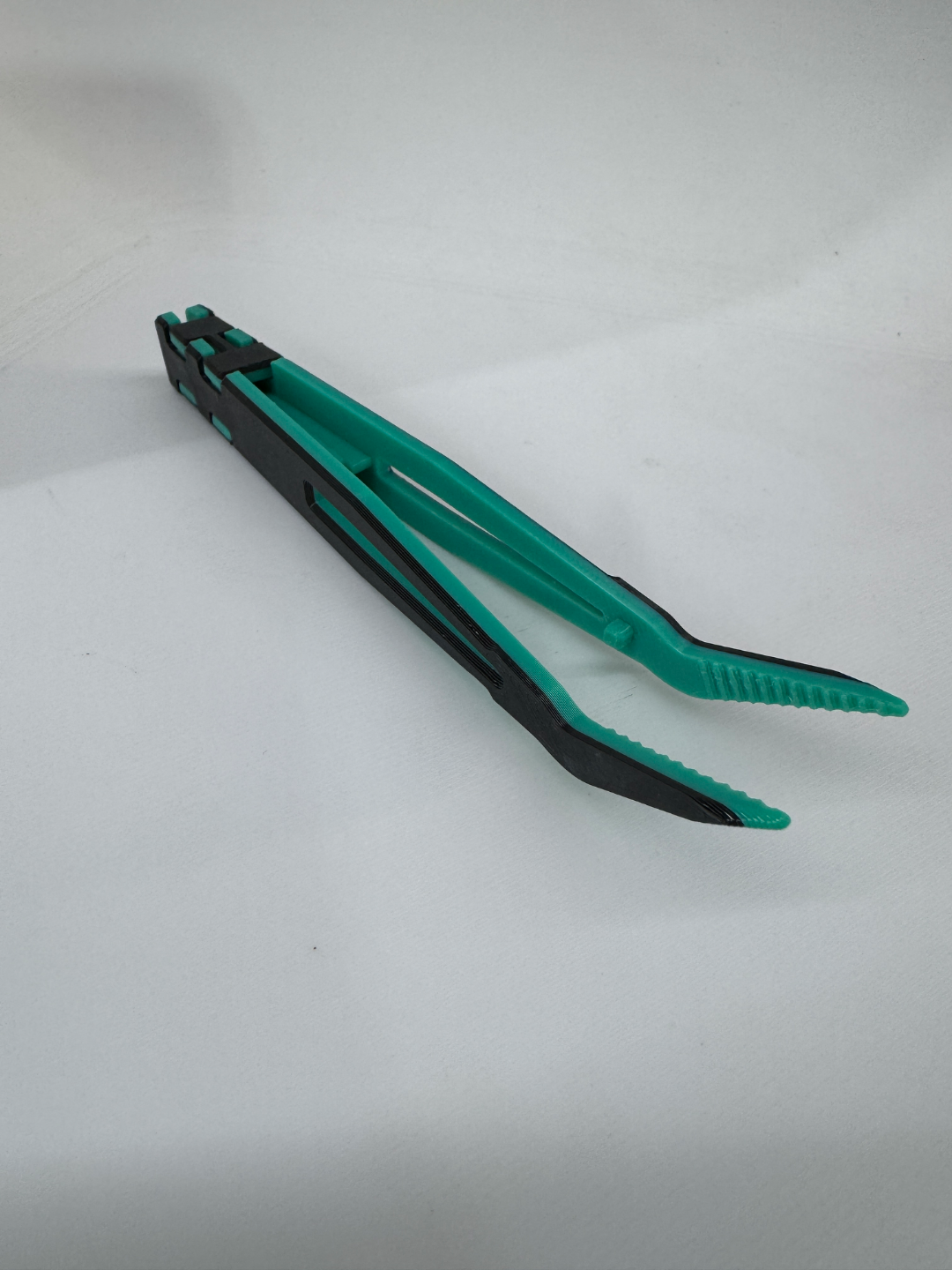 Precision Tweezers v3 - 3D Folding