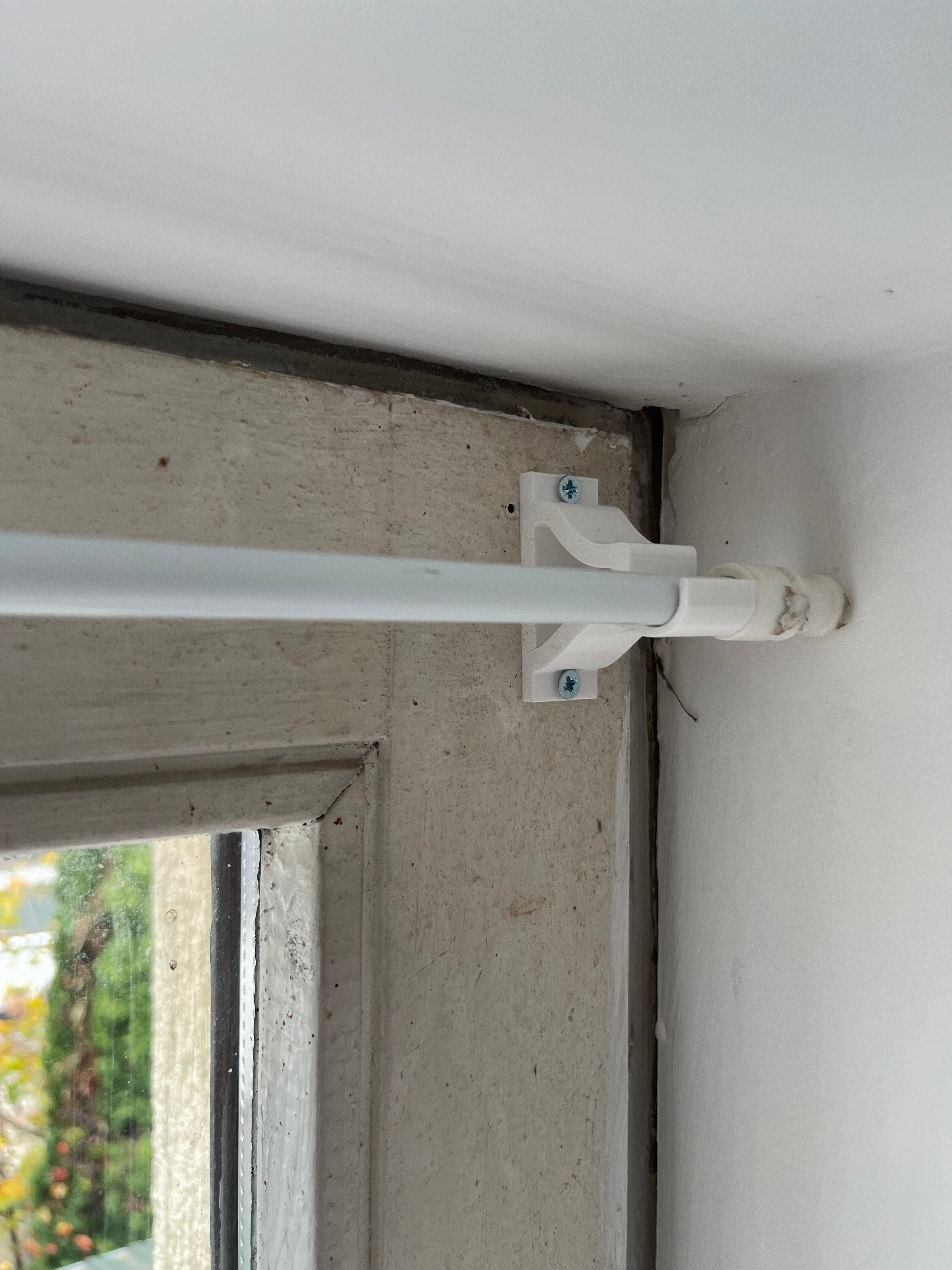 Curtain rod hanger 12mm