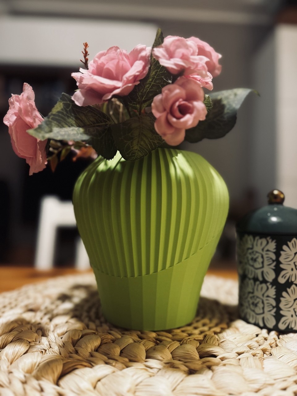 Cactus Rift Japandi Vase - FREE COMMERCIAL LICENSE