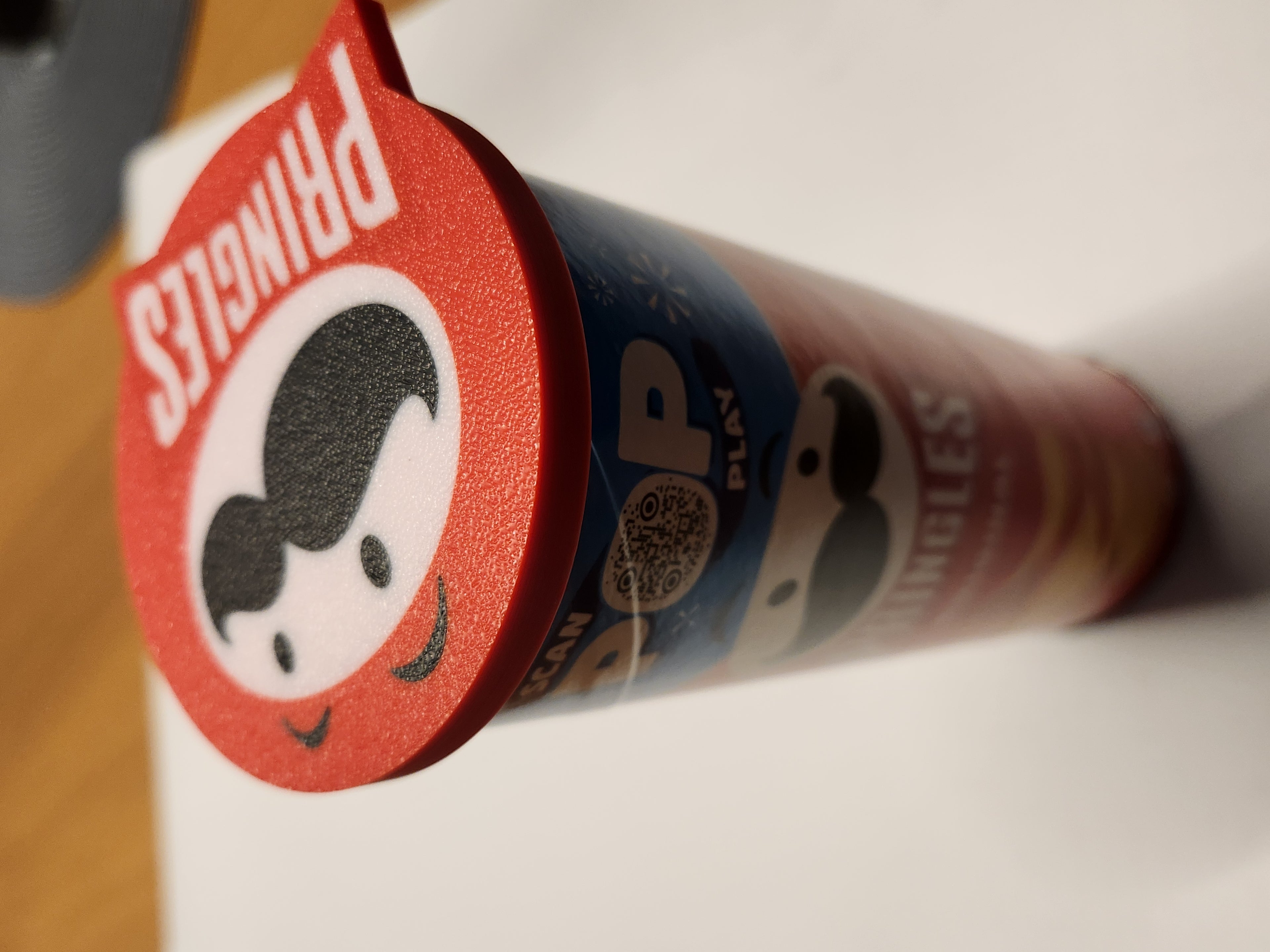 Pringles Tray and lid - with new logo