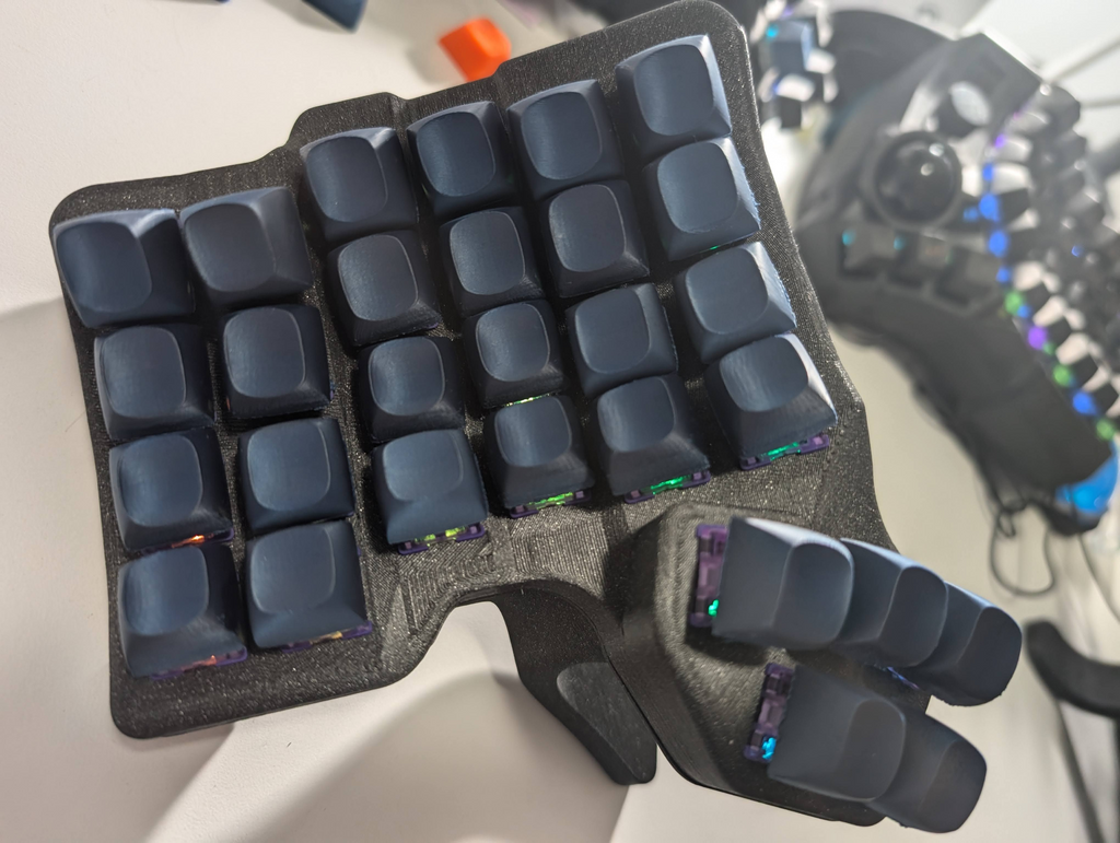 DES profile MX keycaps, separate stems and keys