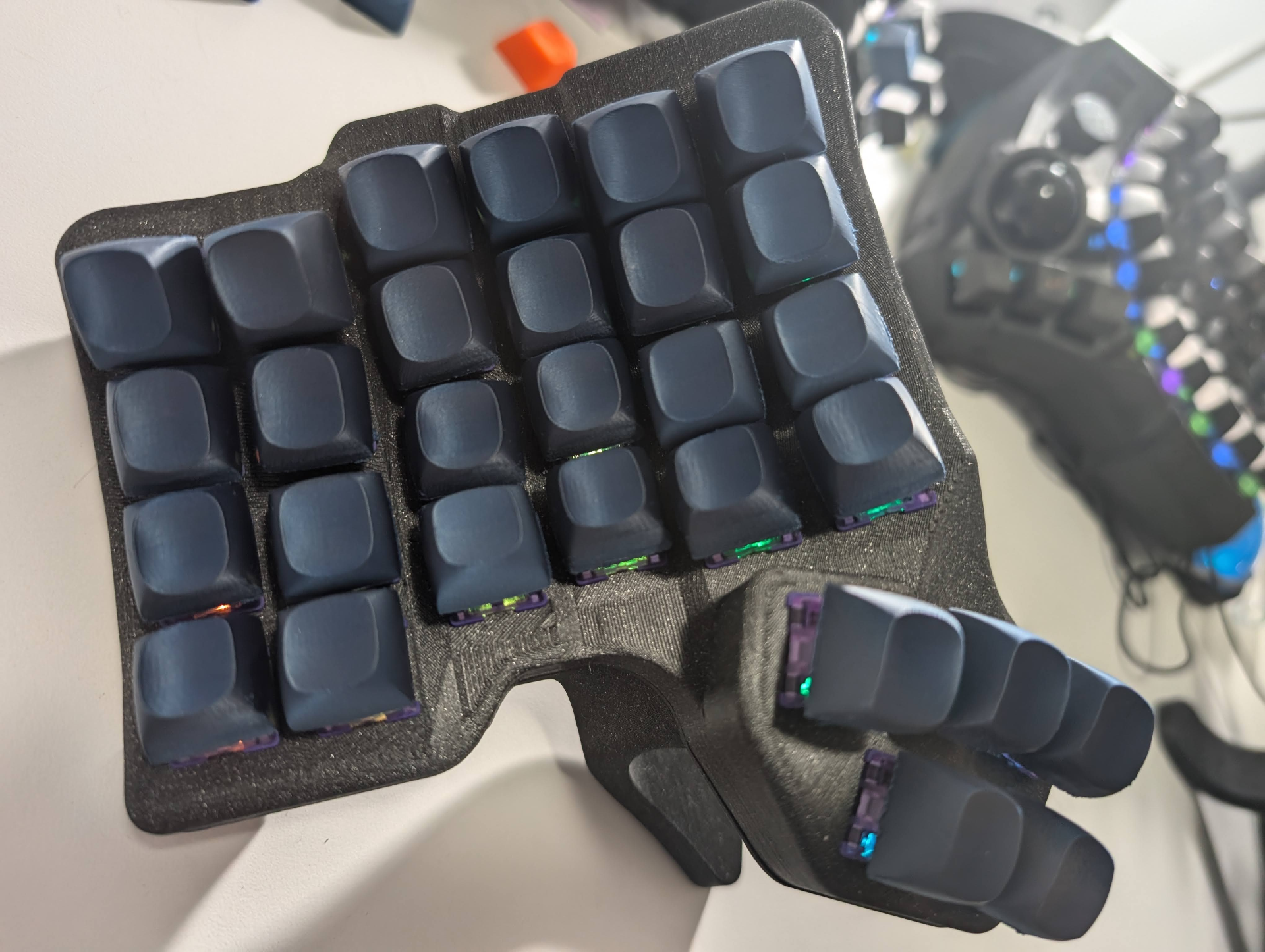 DES profile MX keycaps, separate stems and keys