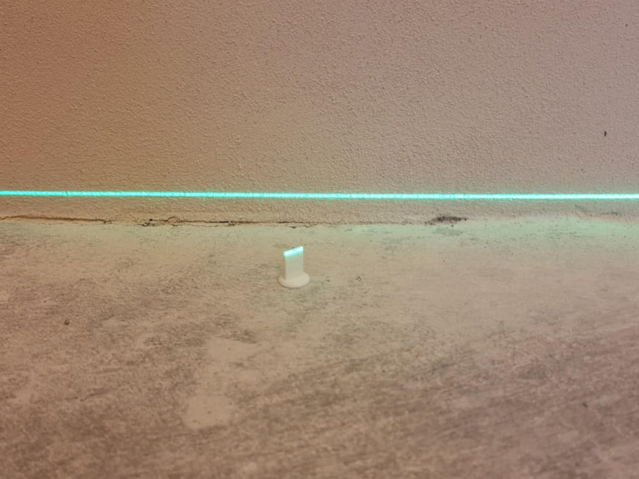 Leveling pin / Floor Level Peg