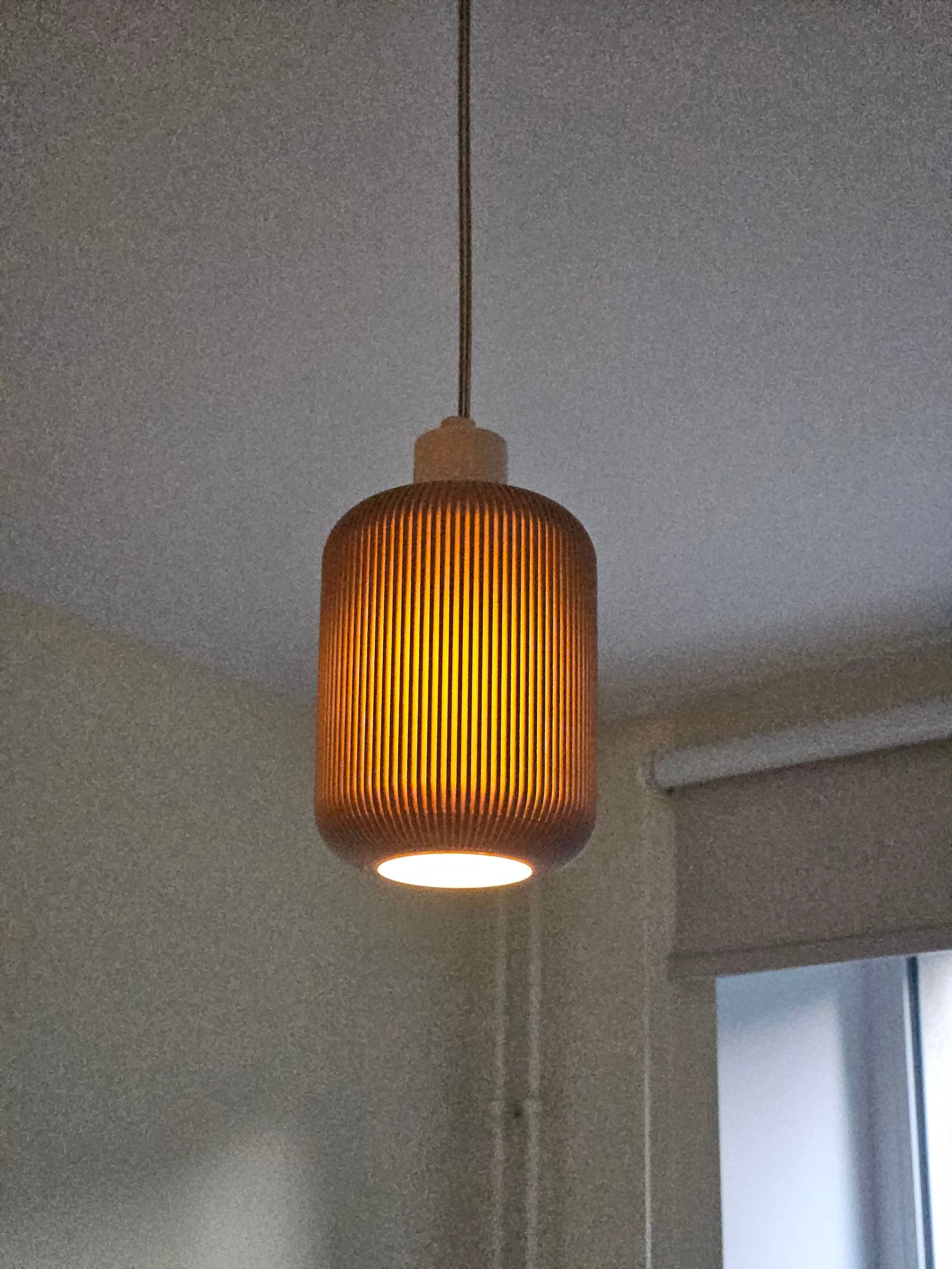 Stylish square ribbed lamp