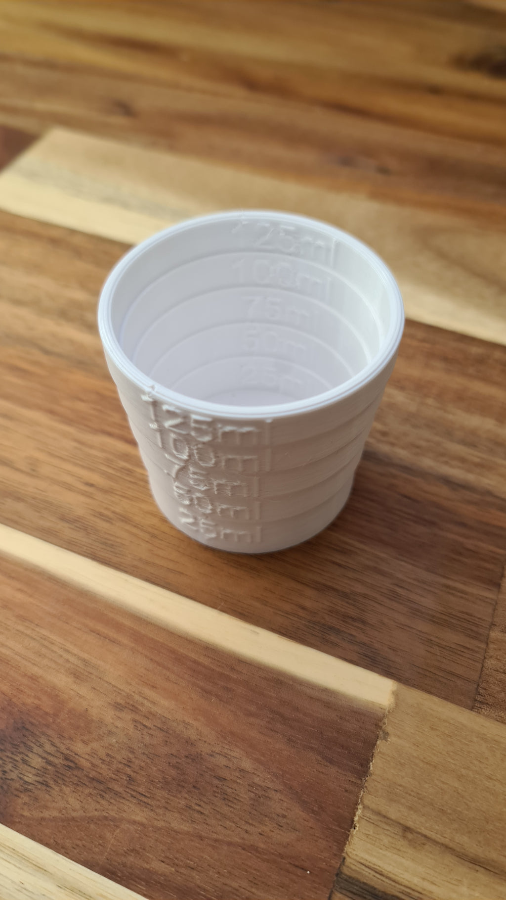 Measuring cup