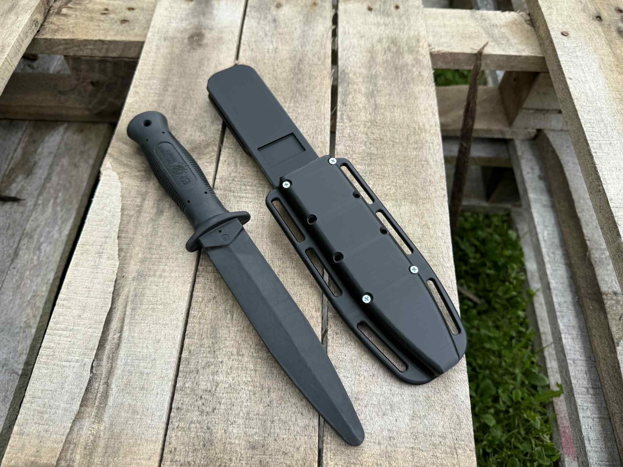 Case for ESP training knife
