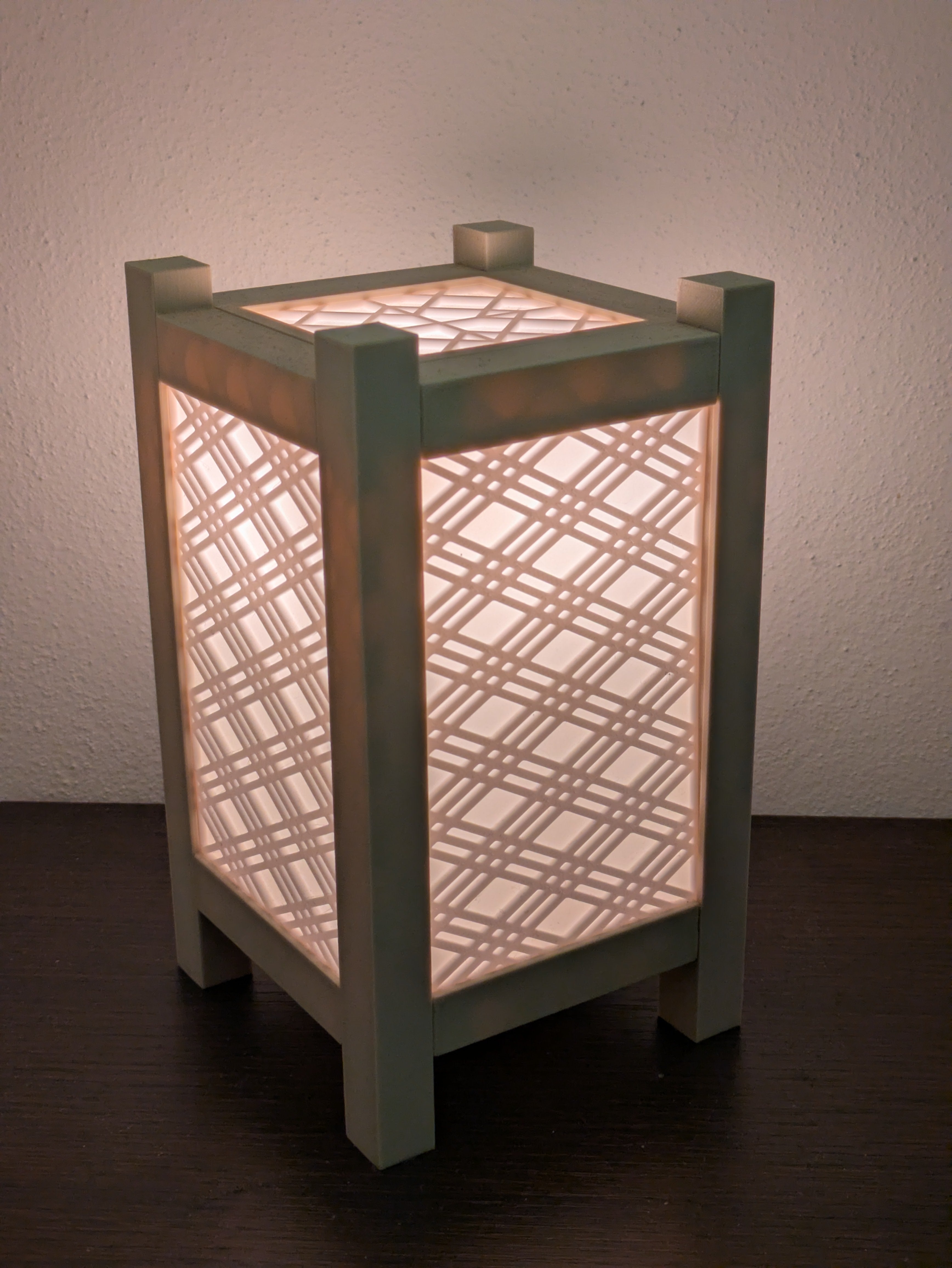 Kumiko desk lamp - E27 bulb base