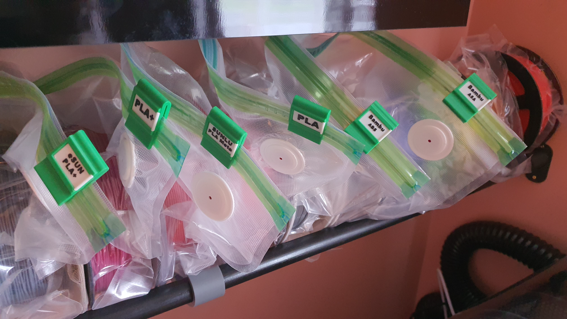 Filament Label Tag for Reusable Vacuum Bag