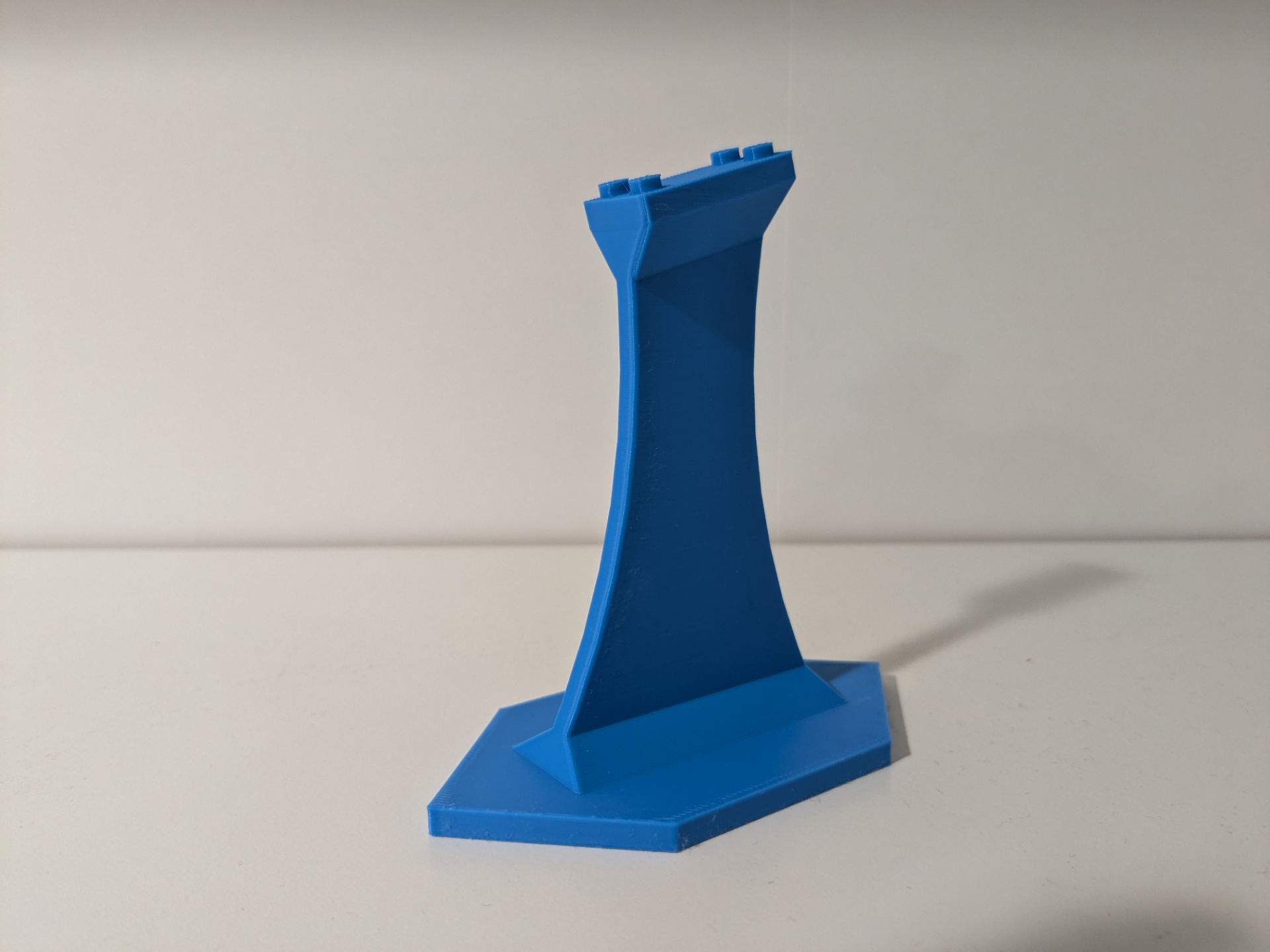 Inclined Brick Ship Display Stand, 4in (101mm)