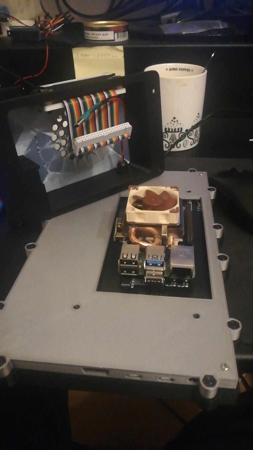 Touch Screen Raspberry PI stand