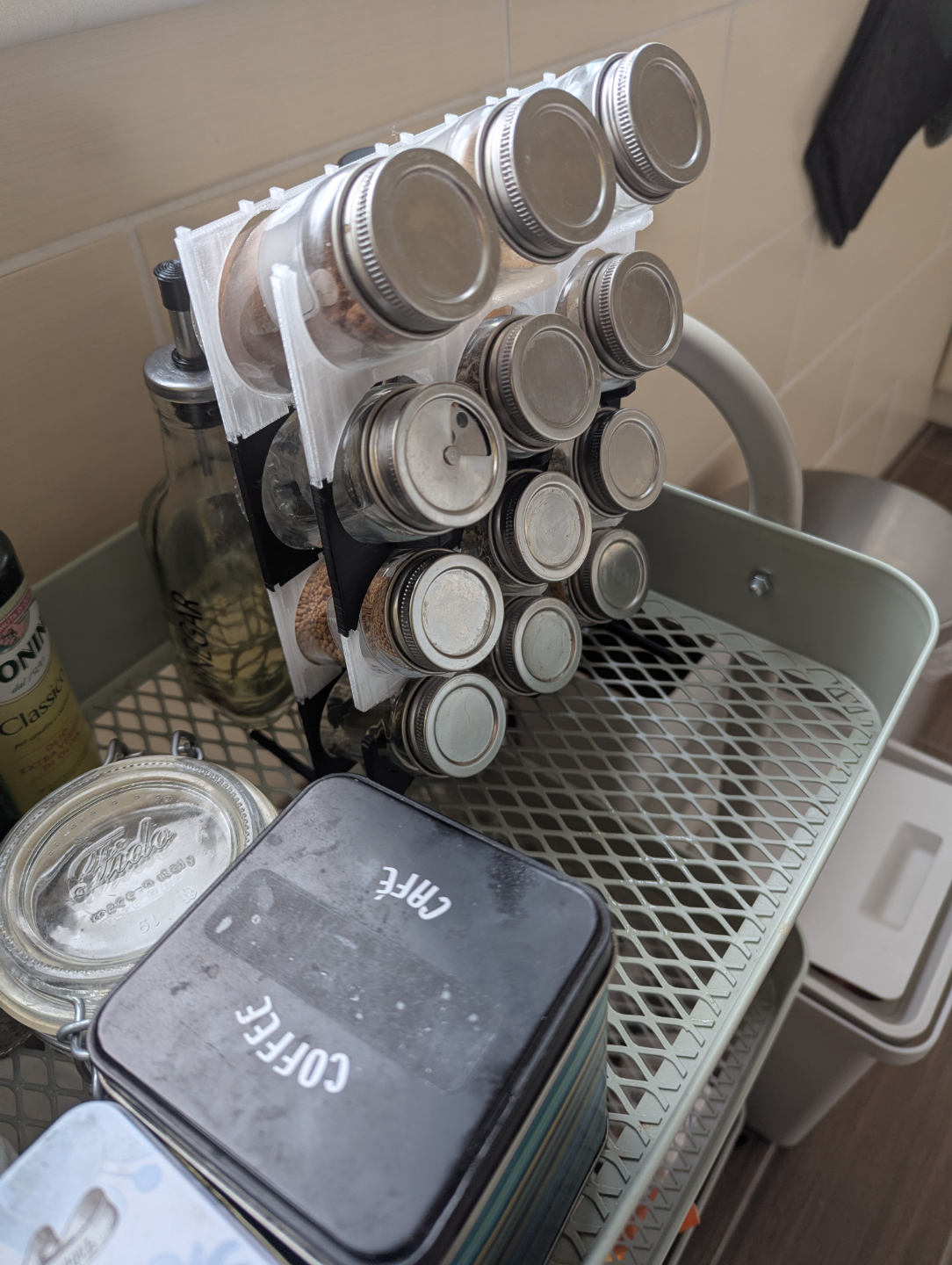 Modular spice rack for IKEA spice jars