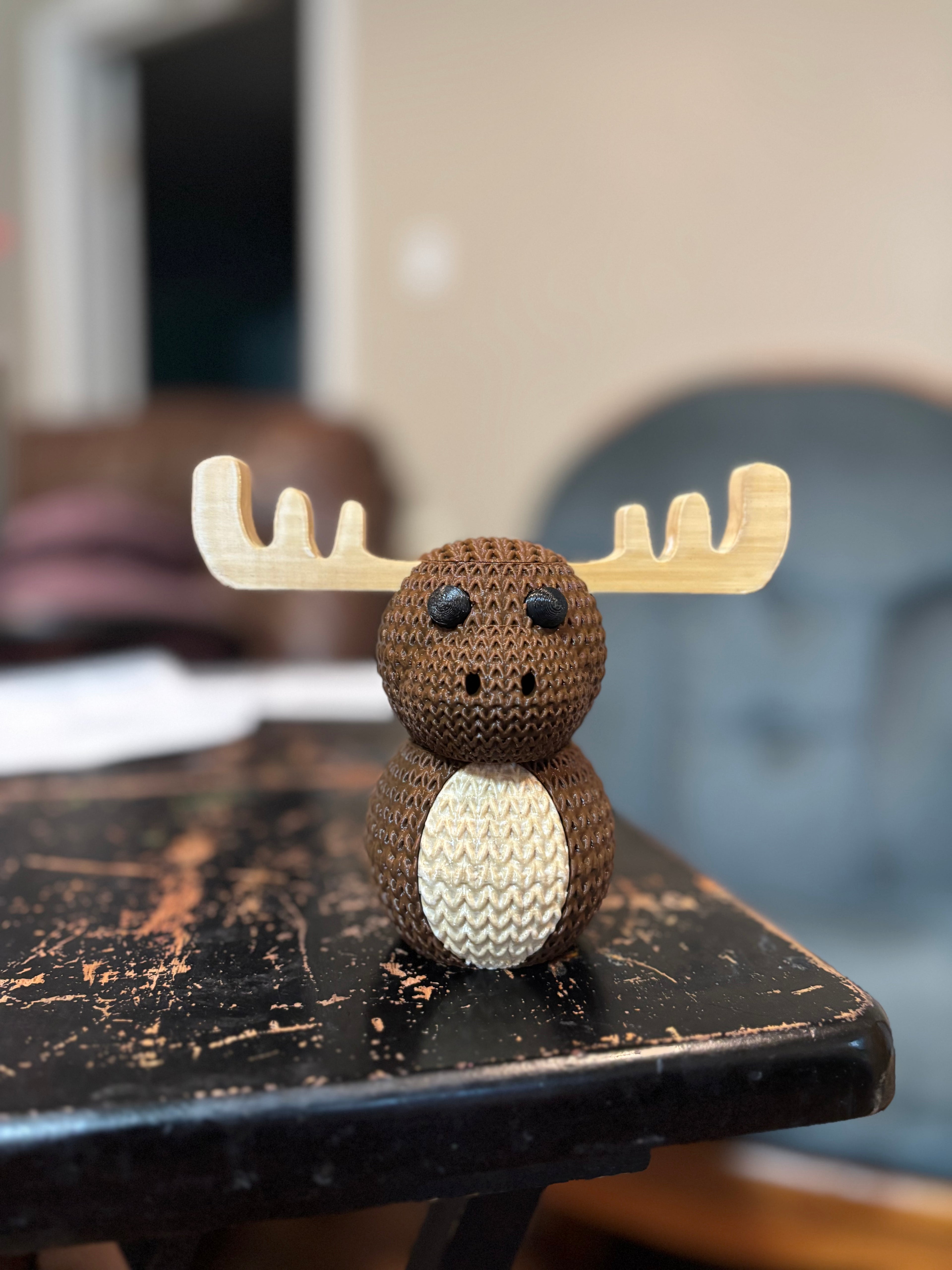 Buildable Knitted Moose