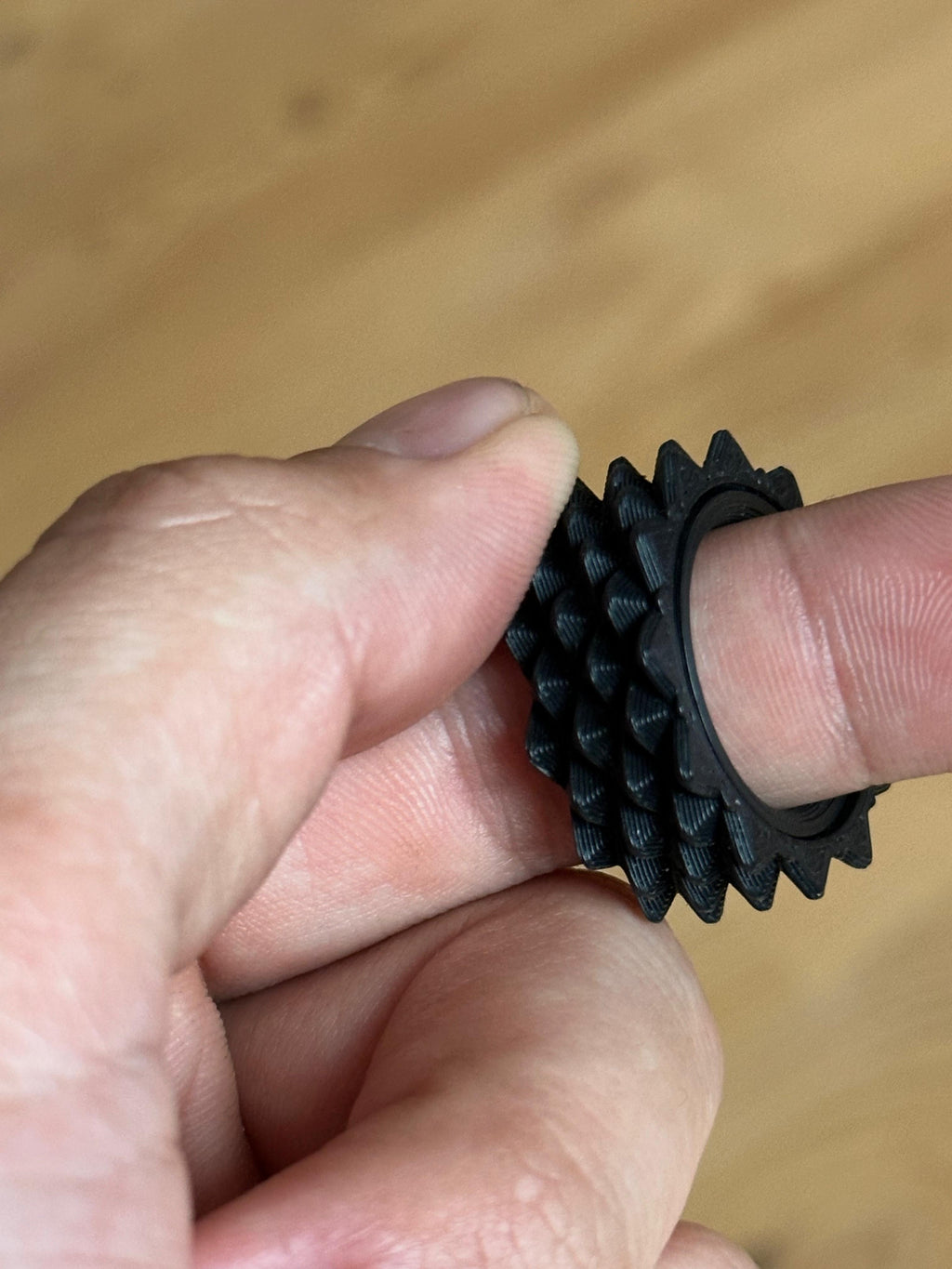 (Print in Place) Spiked Fidget Ring