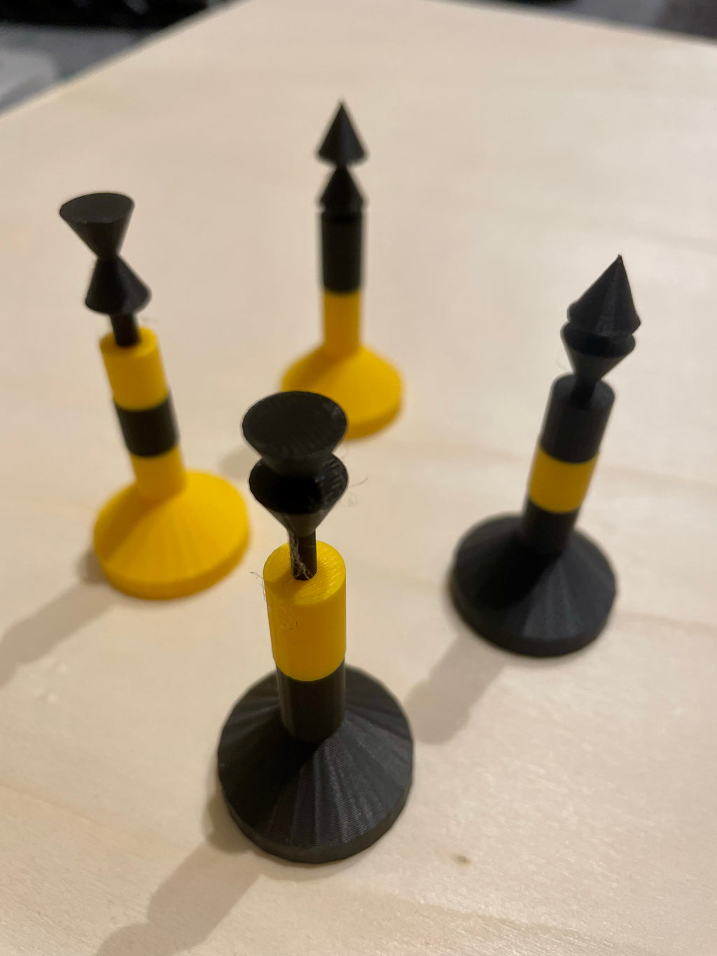 Mini balises et bateaux de formation magnétiques