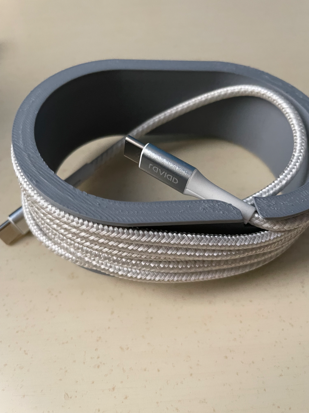 cable organizer 2m