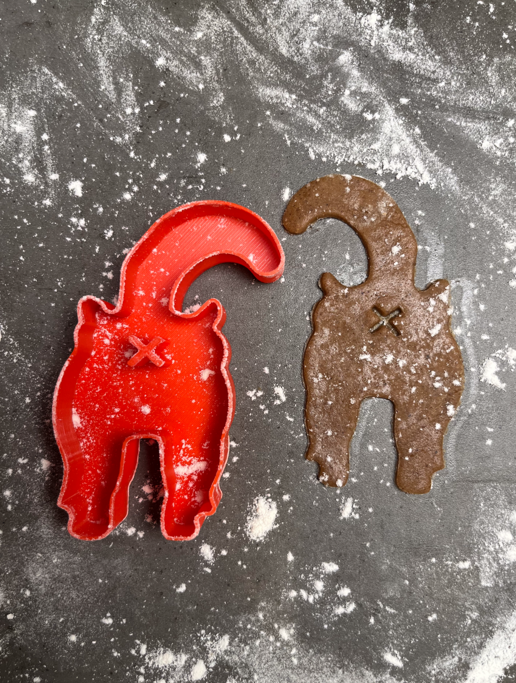 Cat cookie cutter