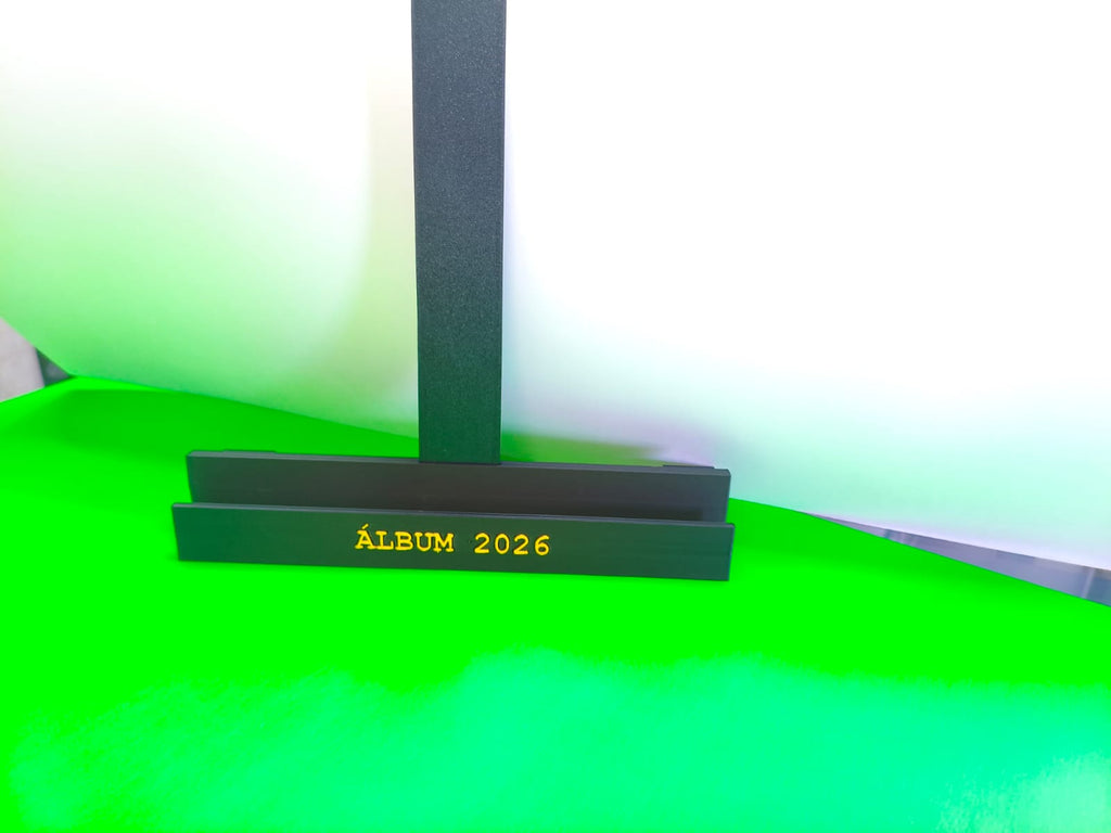 Exhibidor para álbum de estampas 2026