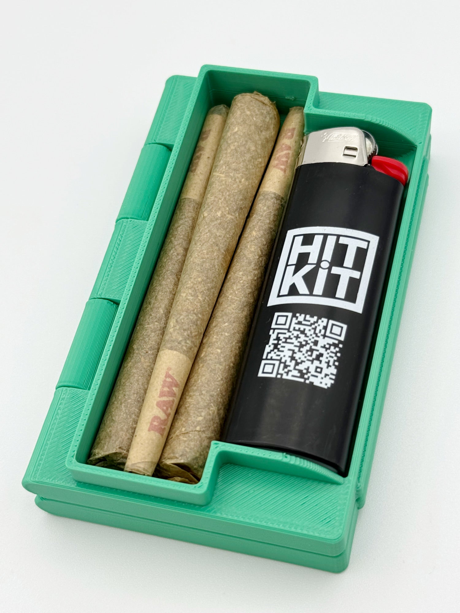 Tokédex- a clamshell cigarette/joint+ lighter case