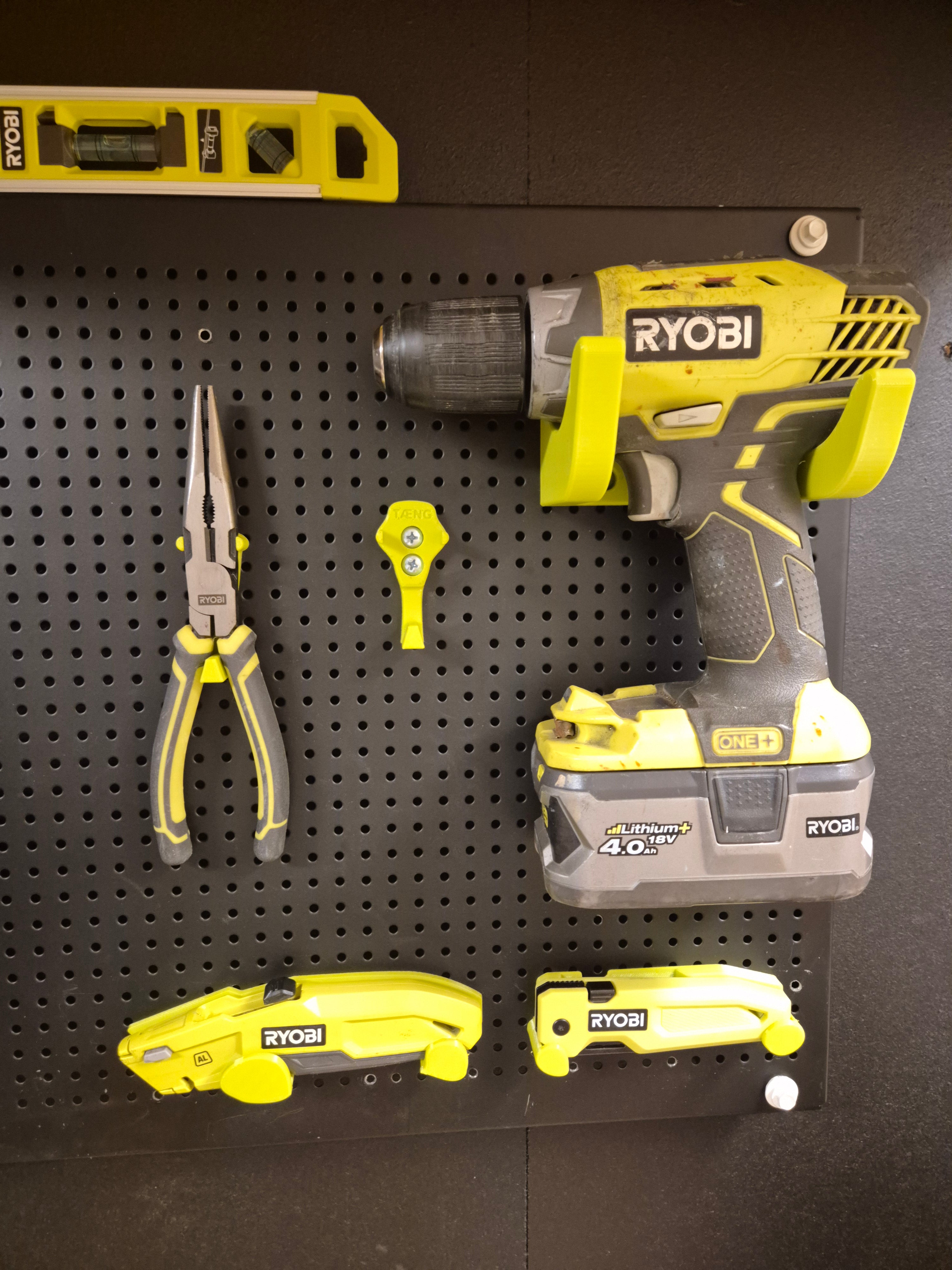 Ryobi Drill Holder - Peg Board (12mm)