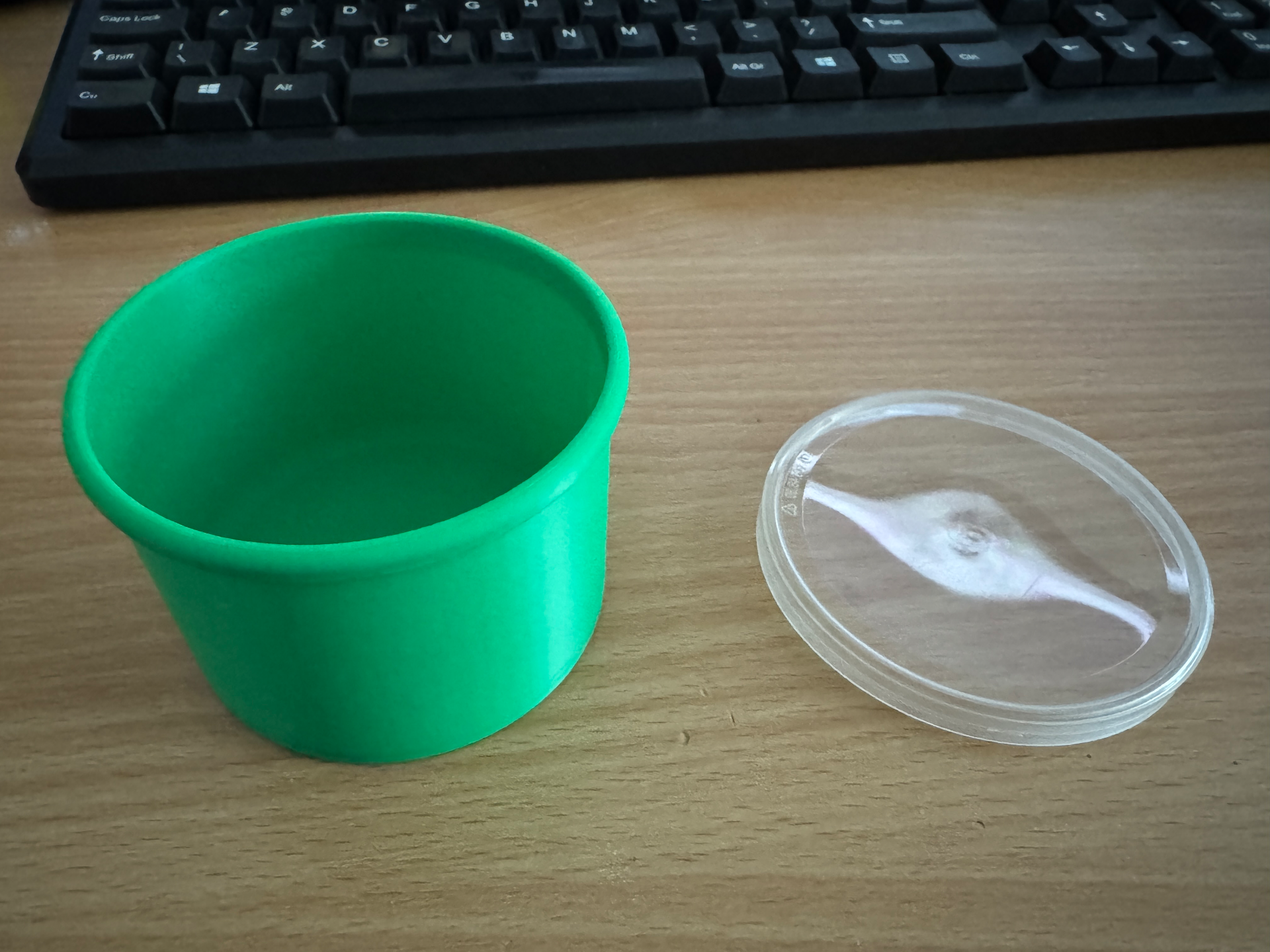 Storage container - uses Pringles lid