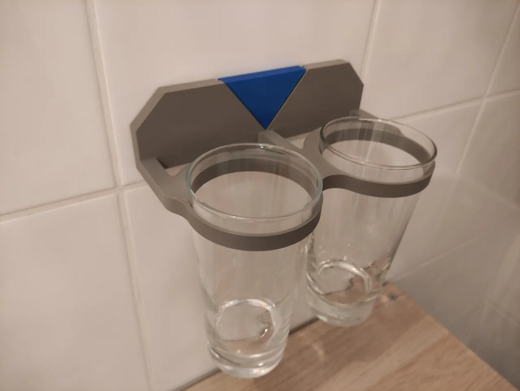 Glass holder for toothbrush