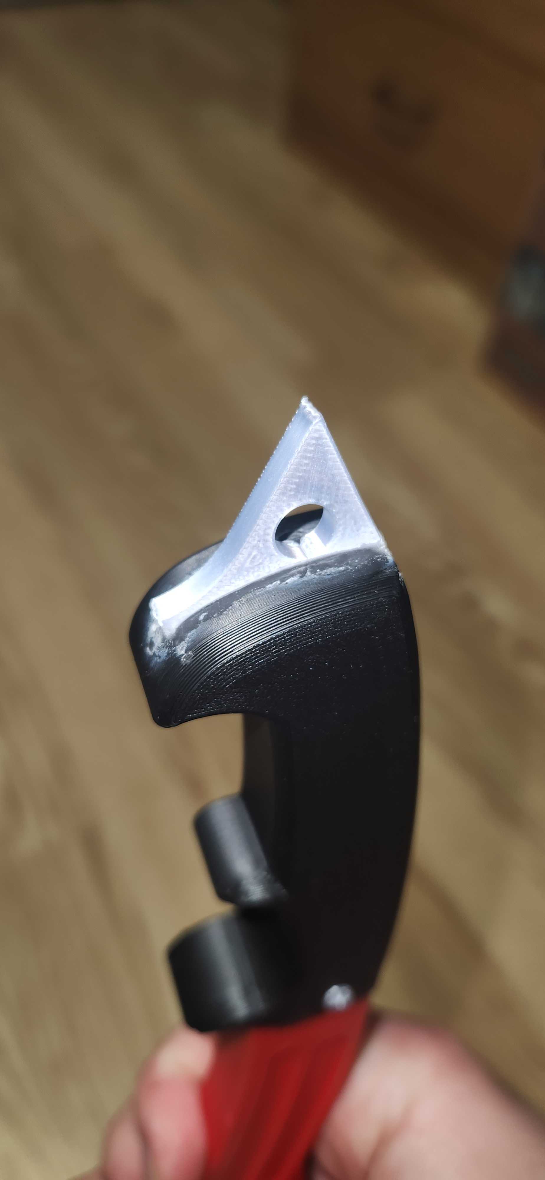 Tomb Raider Ice Axe - Lara Croft
