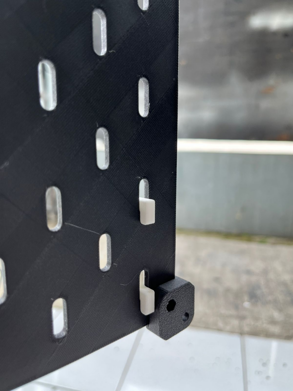 Pegboard flat hook