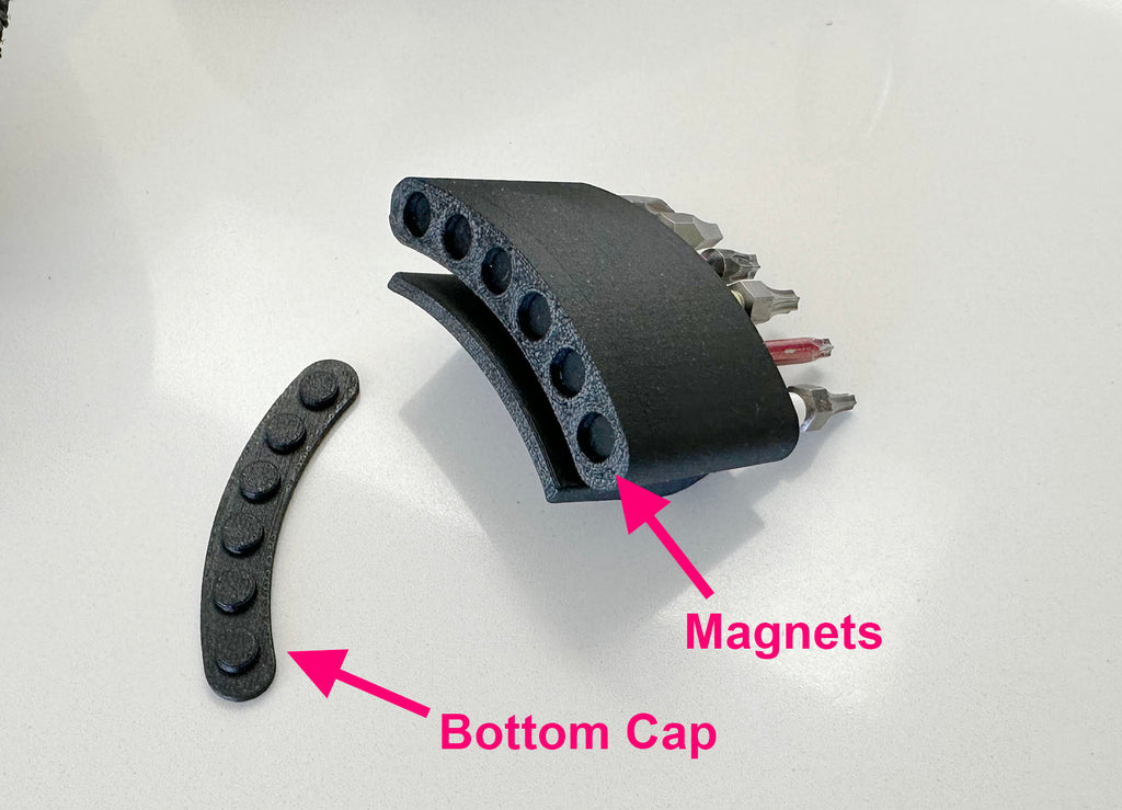Tool belt driver bit holder (magnetic)