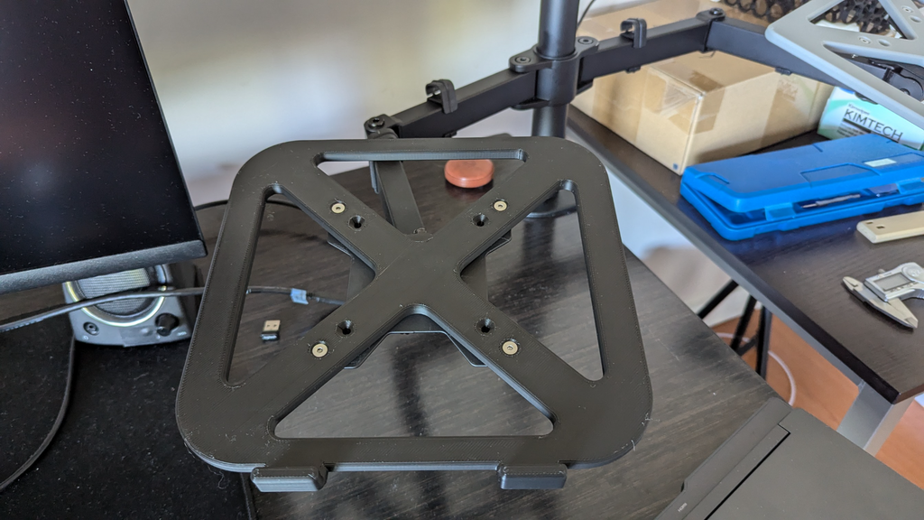 Laptop Platform VESA Adapter