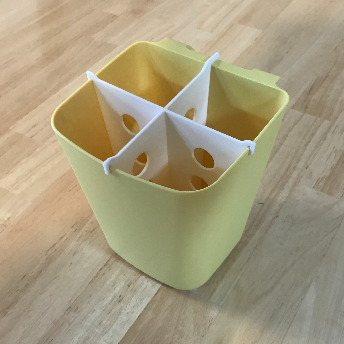 4-Section Divider for SUNNERSTA Container