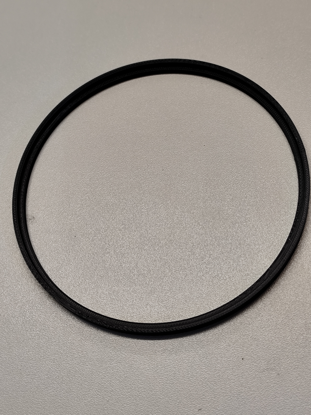 Ring für Glasmontage an Dynamit Uhr