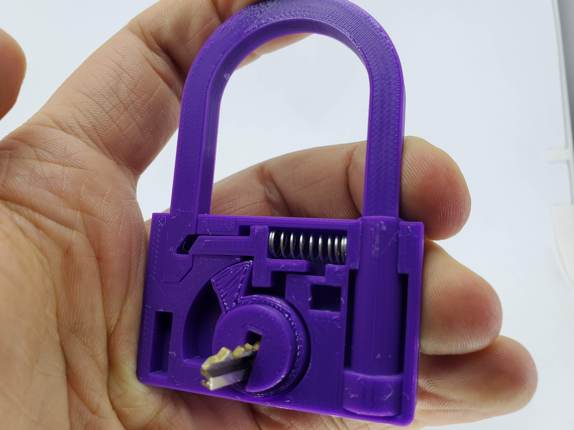 Kid's toy lock