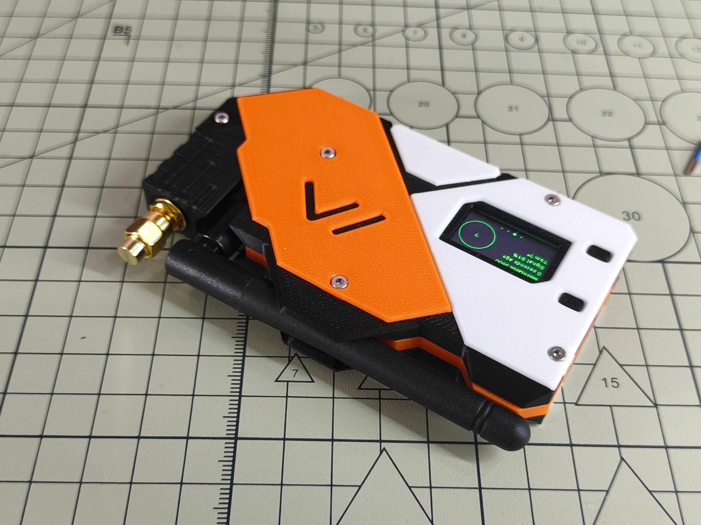 MeshT1 - Meshtastic Heltec Tracker 外壳