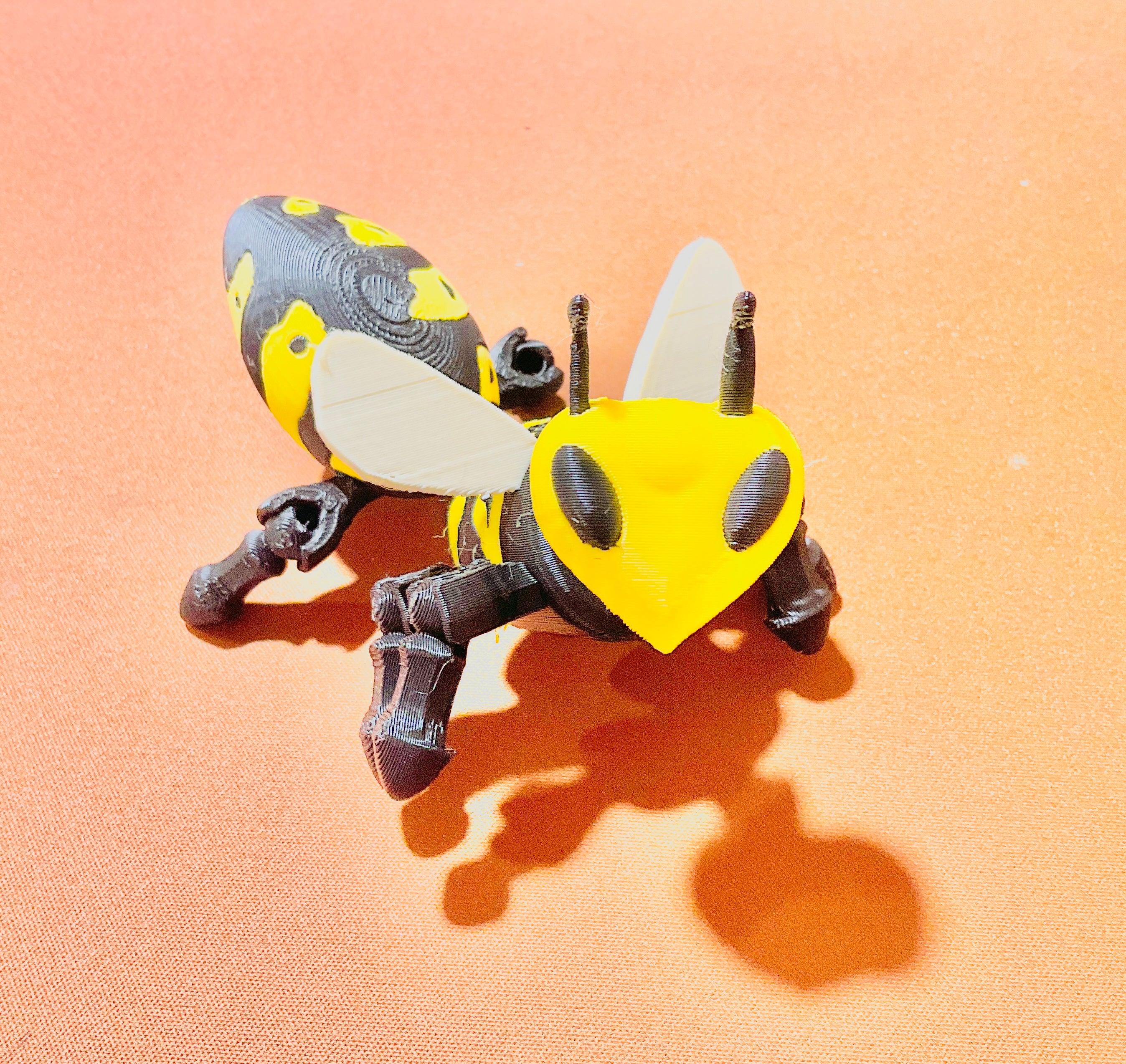 Articulated wasp
