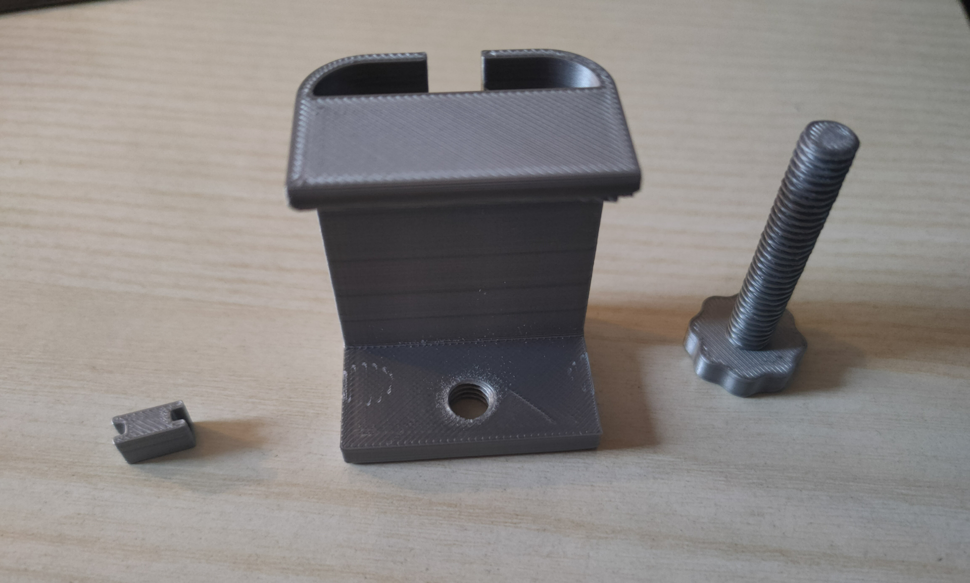 Cable Management - Desk Clip