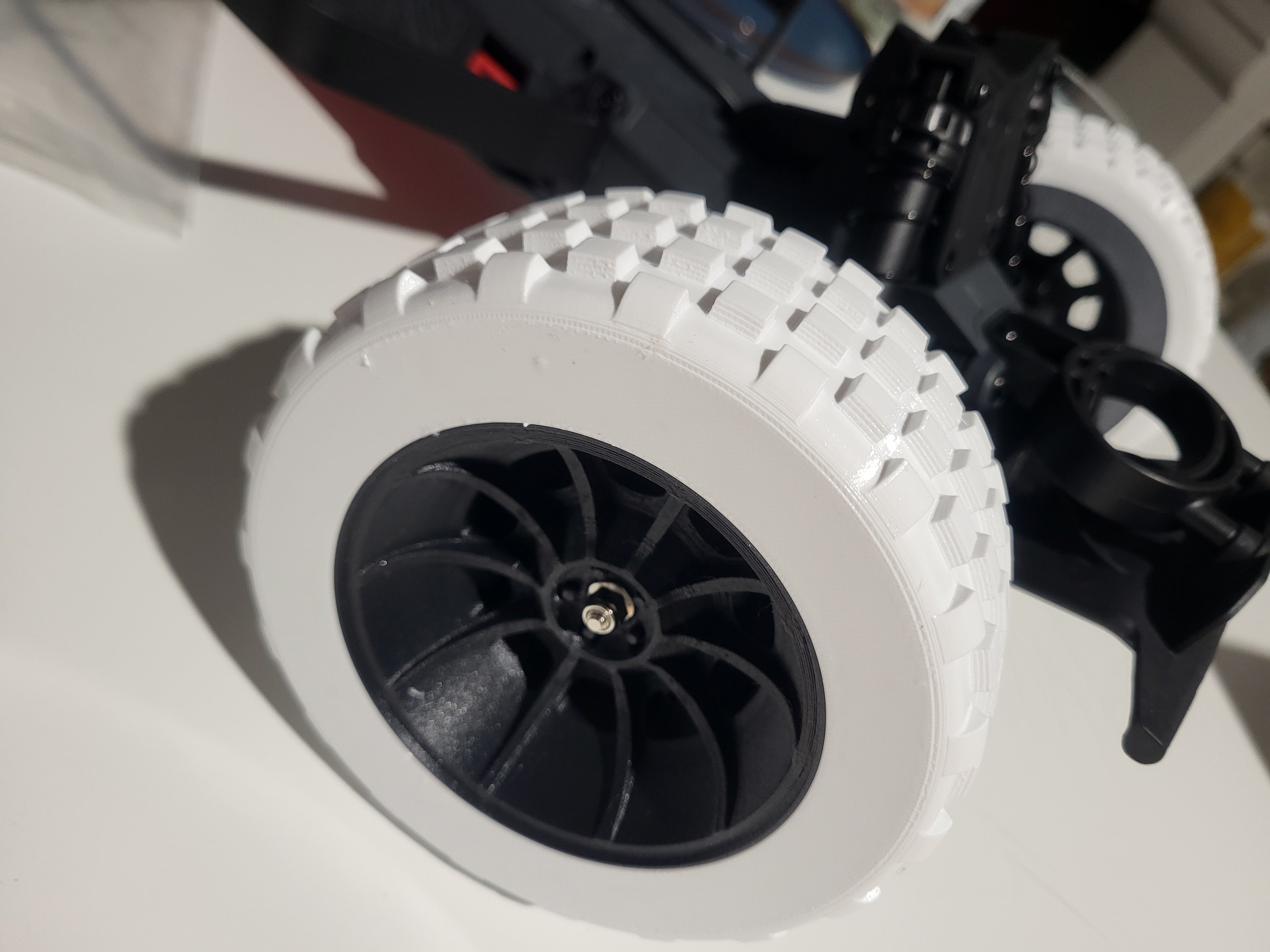 RC Tire and Rim – 14 mm Hex